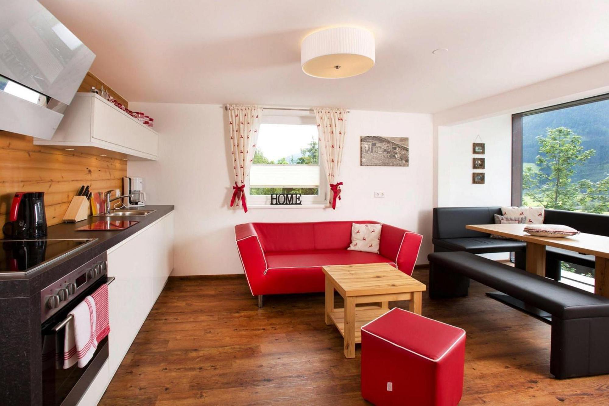 Apartment In Neukirchen With A Balcony Neukirchen am Großvenediger Eksteriør billede