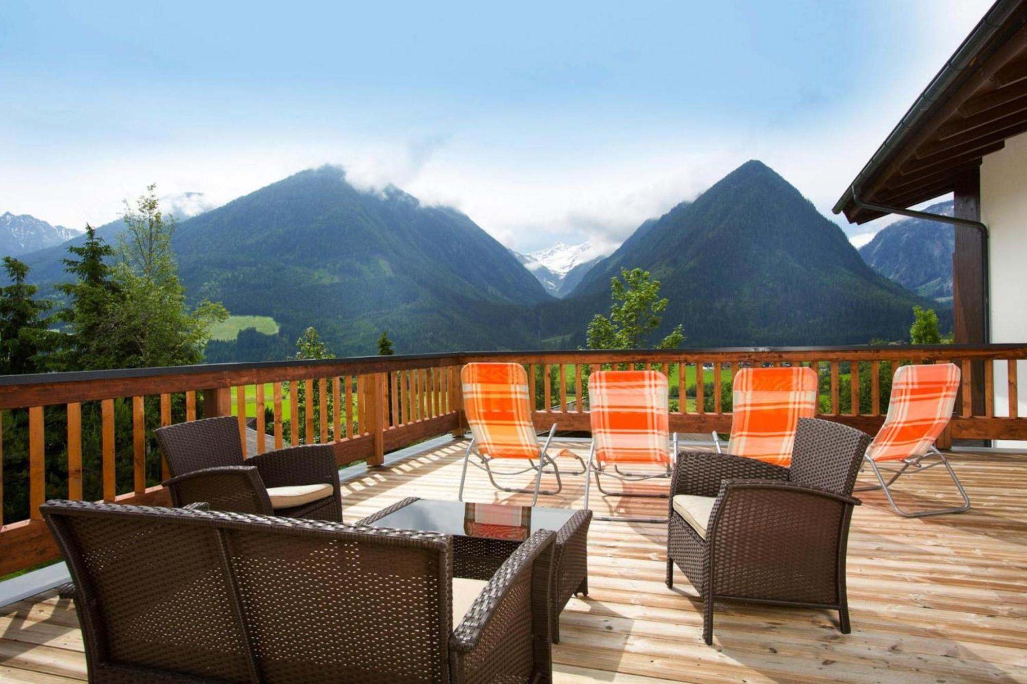 Apartment In Neukirchen With A Balcony Neukirchen am Großvenediger Eksteriør billede